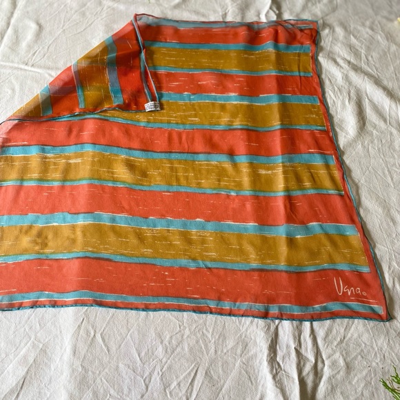 VERA Neumann NOS PRISTINE Silk Blend Bold Stripe Scarf w Hand Rolled Edges - Picture 3 of 9